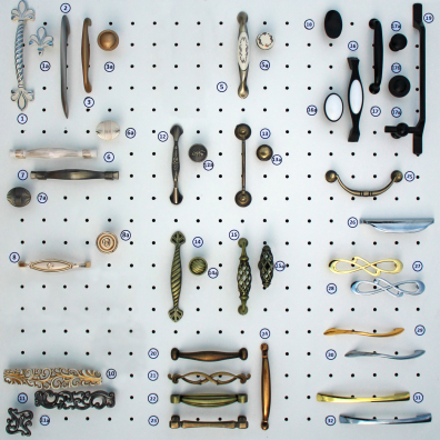 Образцы фурнитуры корпусной мебели